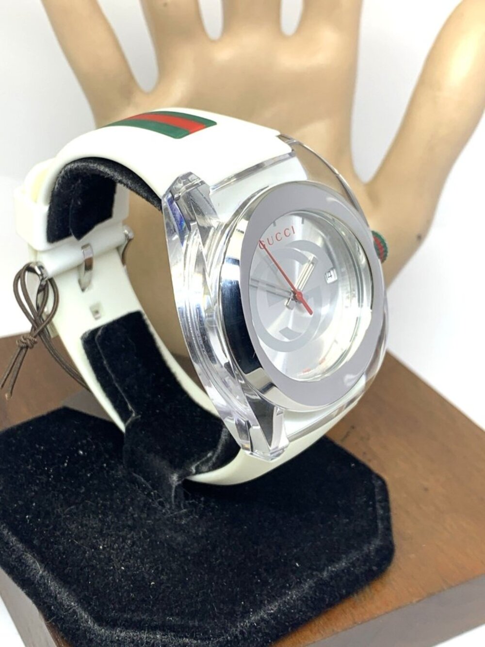 GUCCI Men's Watch YA137102 Sync Swiss Quartz Silver Dial White Rubber Band 46mm - Picture 13 of 13
